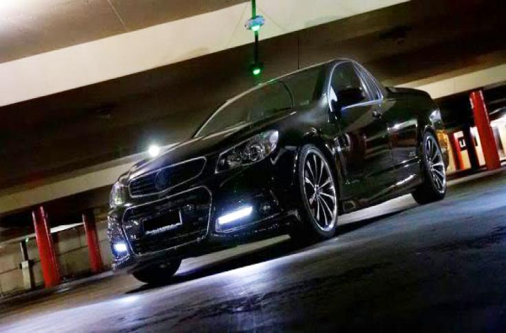 HOLDEN-COMMODORE-VF-SS-UTE-ASPIRE-FULL-POLISH-BLACK